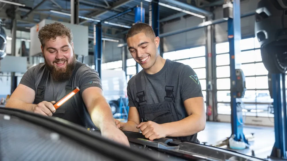Automonteur worden bij Van Vliet Autogroep