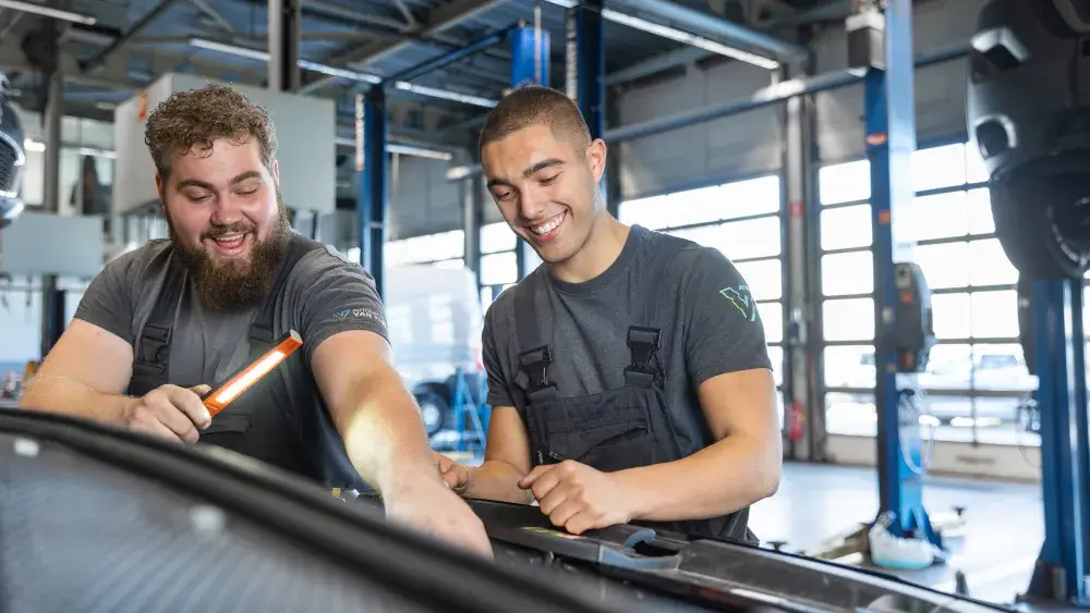 Automonteur worden bij Van Vliet Autogroep