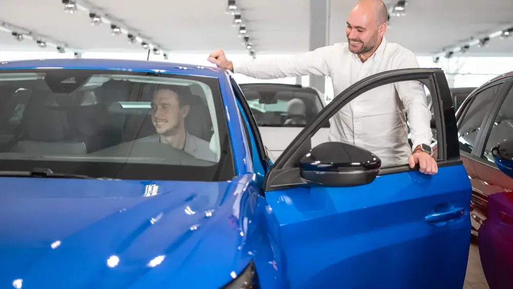 Werken als senior verkoopadviseur bij Van Vliet Autogroep