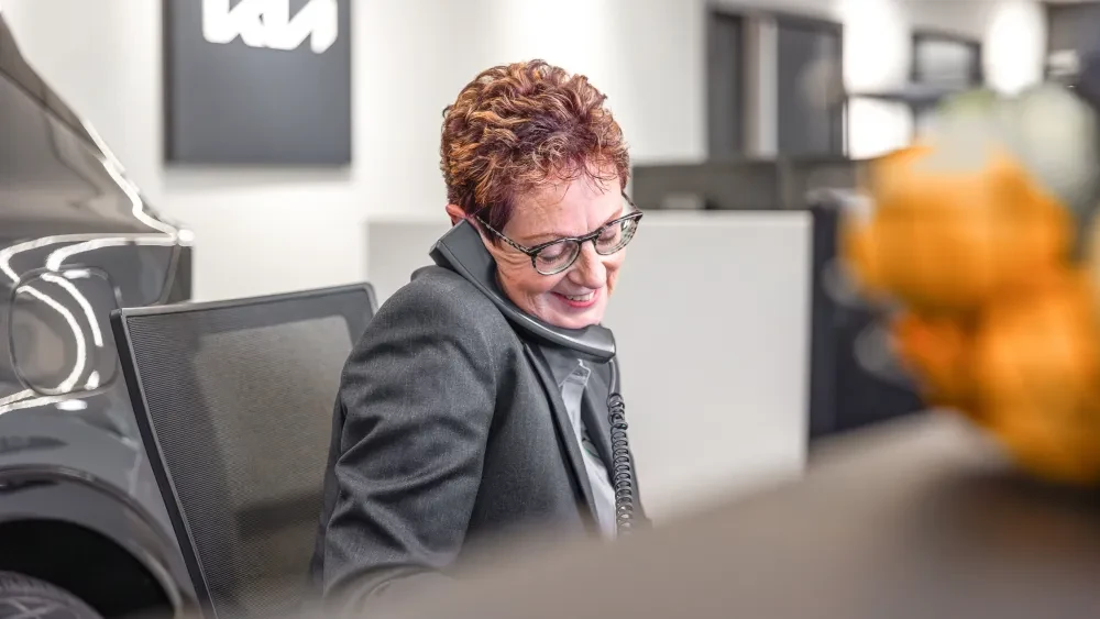 Werken als serviceadviseur bij Van Vliet Autogroep