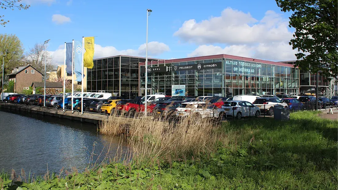 Autocentrum Van Vliet Keerkring Gouda